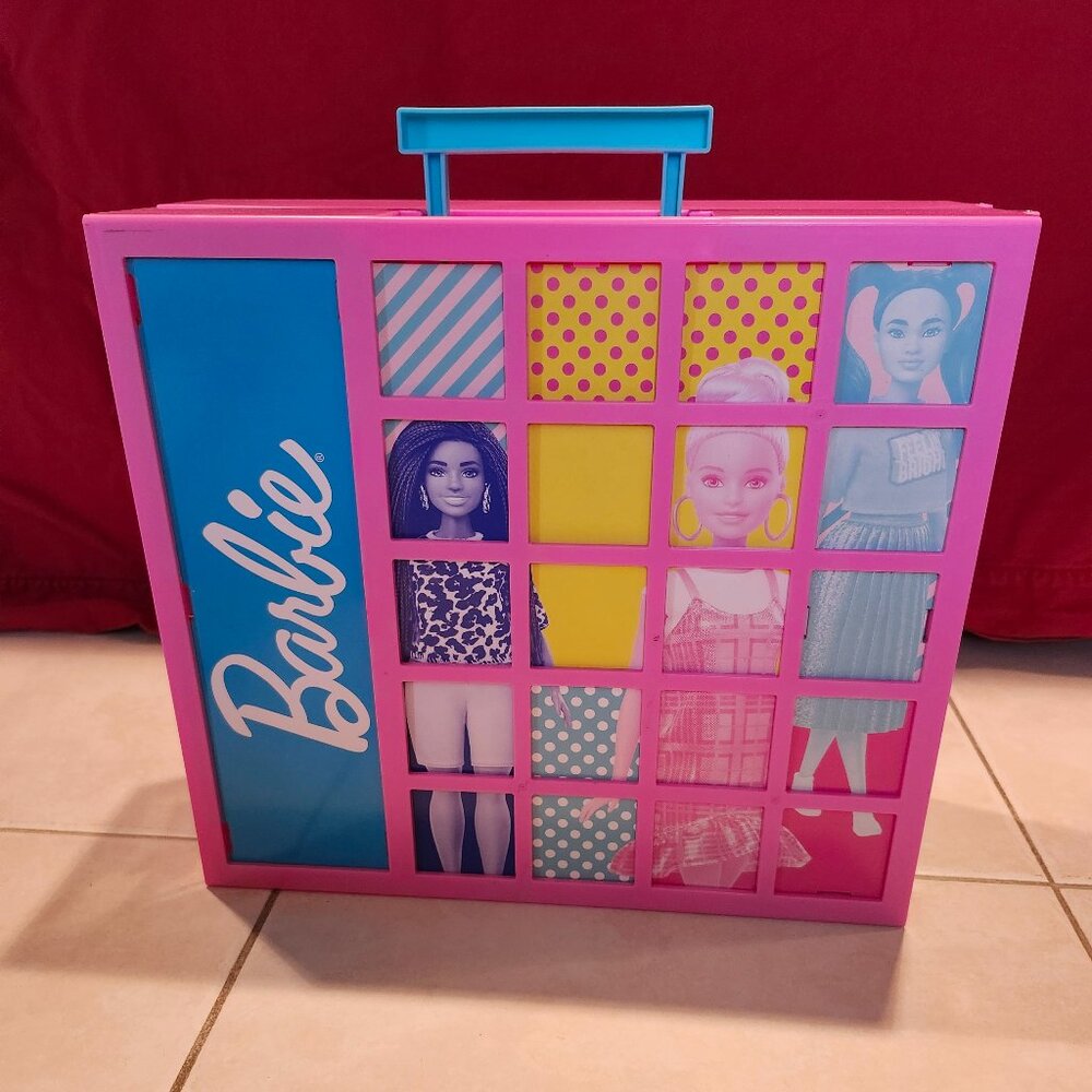 Barbie Dream Closet Fashion Wardrobe Case